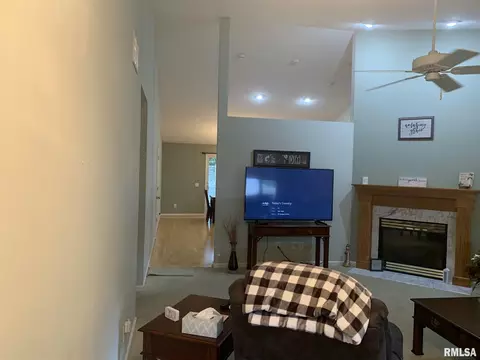 2804 Dryden Dr, Springfield, IL 62711 photo 5