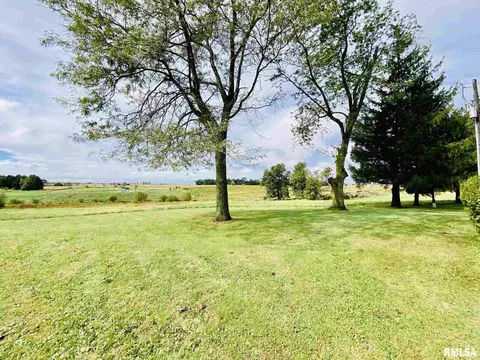 843 Macomb Rd, Abingdon, IL 61410 photo 20