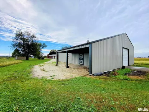 843 Macomb Rd, Abingdon, IL 61410 photo 10