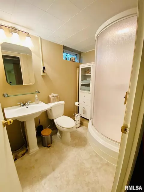 843 Macomb Rd, Abingdon, IL 61410 photo 38