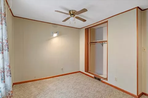 2112 S Pasfield St, Springfield, IL 62704 photo 19