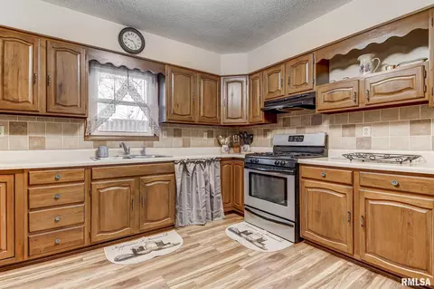 3865 Ware Rd, Springfield, IL 62707 photo 5
