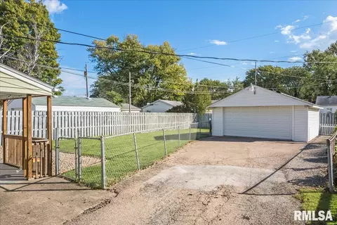 2232 S Spring St, Springfield, IL 62704 photo 26