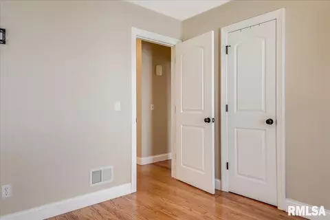 2232 S Spring St, Springfield, IL 62704 photo 19
