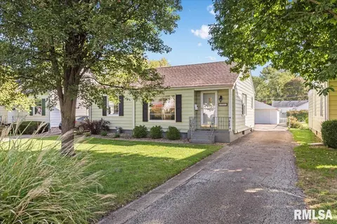2232 S Spring St, Springfield, IL 62704 photo 2