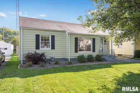 2232 S Spring St, Springfield, IL 62704 photo 4