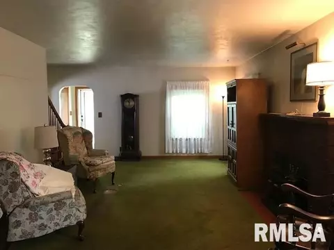 2144 S Walnut St, Springfield, IL 62704 photo 7