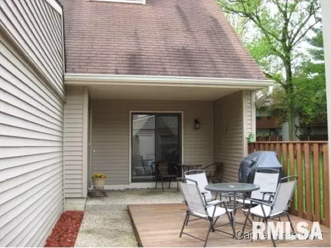 17 Country Pl, Springfield, IL 62703 photo 1
