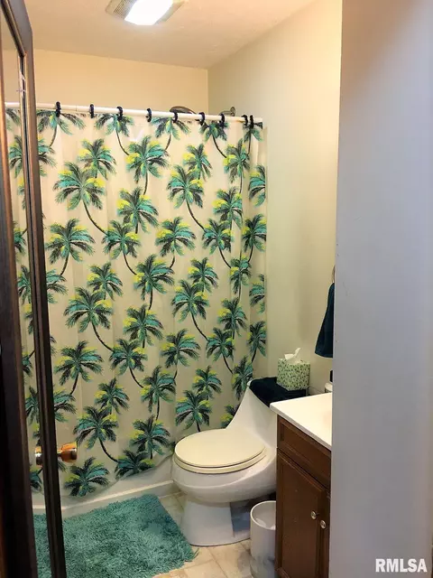 2409 S 8th St, Springfield, IL 62703 photo 9