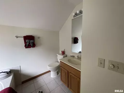 2519 Chapel Hill Dr, Springfield, IL 62702 photo 13