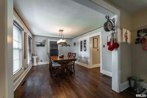 429 E Main St, Maroa, IL 61756 photo 6