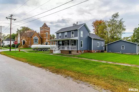 429 E Main St, Maroa, IL 61756 photo 2
