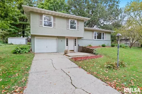 2 Coachlight Ct, Springfield, IL 62703 photo 1