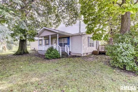 24246 Il State Route 111, Hettick, IL 62649 photo 2