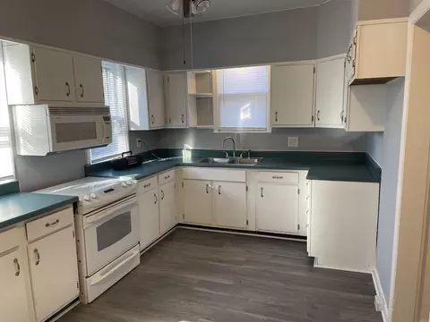 514 W Vine St, Springfield, IL 62704 photo 7