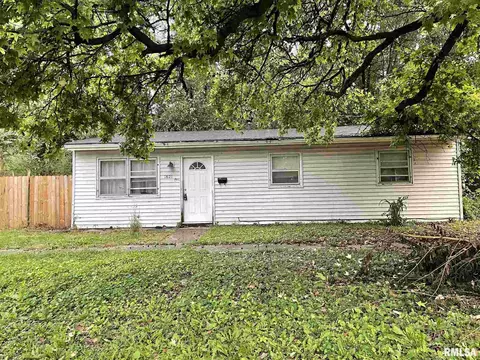 1621 E South St, Springfield, IL 62703 photo 1