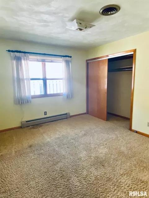 13 Greencastle Cir, Springfield, IL 62712 photo 5