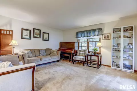 5 Downing Ln, Springfield, IL 62711 photo 12