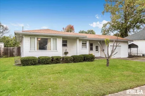 1527 E Watch Ave, Springfield, IL 62702 photo 2