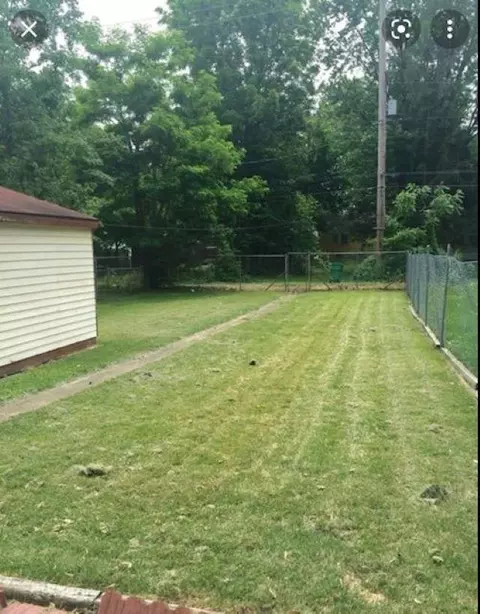 2204 E Adams St, Springfield, IL 62703 photo 9