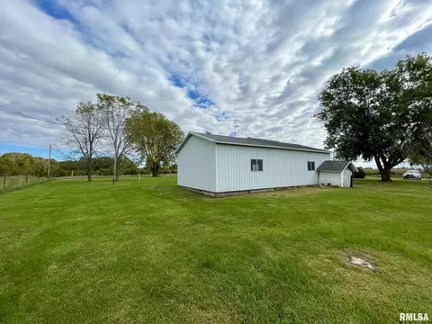 412 Pine Tree Rd, Abingdon, IL 61410 photo 17