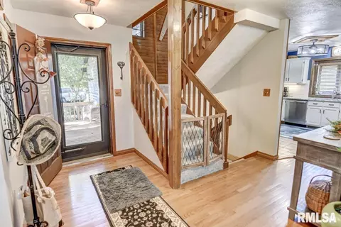 2736 Hilltop Rd, Springfield, IL 62712 photo 8