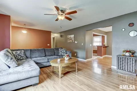 121 Archer Ave, Springfield, IL 62704 photo 6