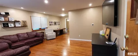 3 Bob O Link Dr, Springfield, IL 62702 photo 2