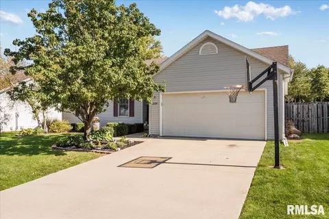 2704 Warrior Blvd, Springfield, IL 62712 photo 2