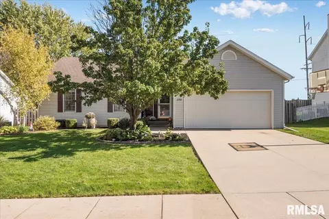 2704 Warrior Blvd, Springfield, IL 62712 photo 1