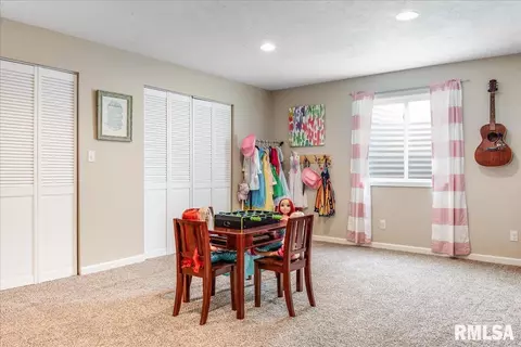 2704 Warrior Blvd, Springfield, IL 62712 photo 25