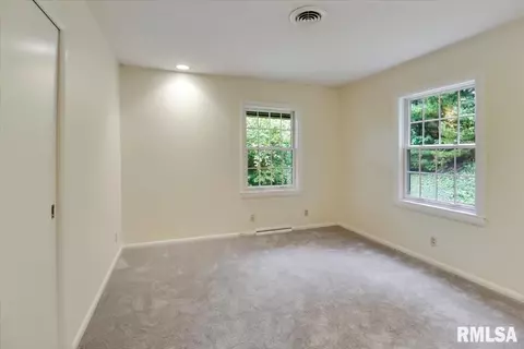 22 Wildwood Rd, Springfield, IL 62704 photo 13