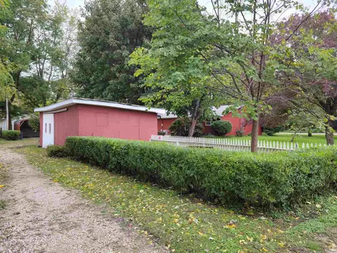 408 E Forest St, Ashland, IL 62612 photo 4