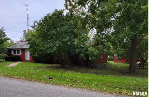 408 E Forest St, Ashland, IL 62612 photo 2