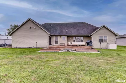 804 Wineman, Auburn, IL 62615 photo 45