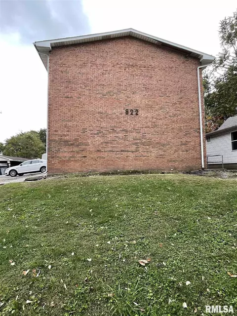 822 W Jefferson St, Springfield, IL 62704 photo 2