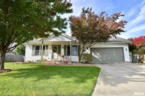 1100 Mildred Ct, Springfield, IL 62712 photo 1