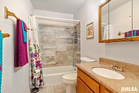 2116 E Keys Ave, Springfield, IL 62702 photo 17