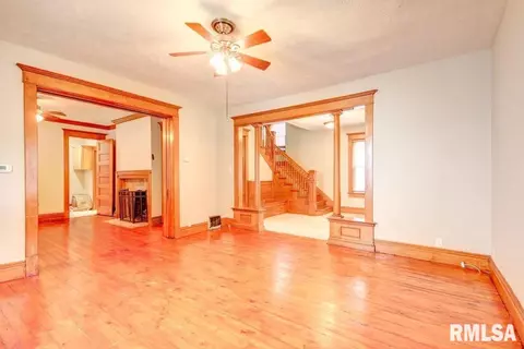 833 S Macarthur Blvd, Springfield, IL 62704 photo 6