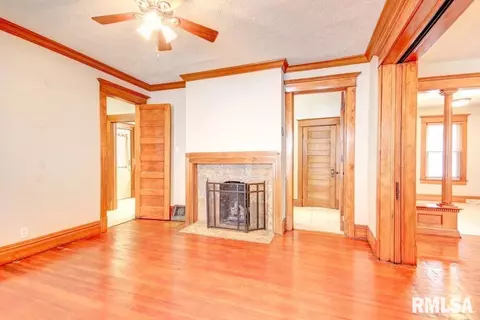 833 S Macarthur Blvd, Springfield, IL 62704 photo 7