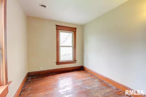 833 S Macarthur Blvd, Springfield, IL 62704 photo 15