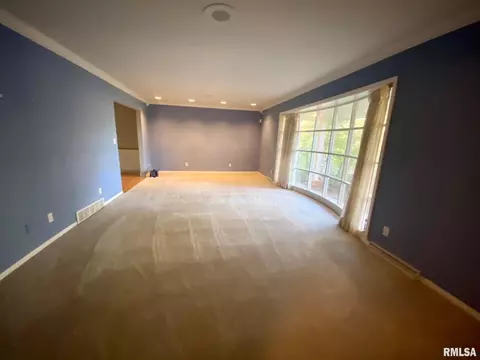 4 Timber Hills Dr, Springfield, IL 62704 photo 6