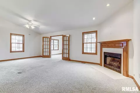 7108 Preston Dr, Springfield, IL 62711 photo 5