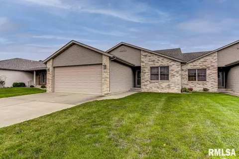 7108 Preston Dr, Springfield, IL 62711 photo 3