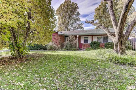 2609 Bennington Dr, Springfield, IL 62704 photo 4