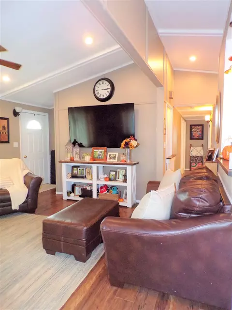 333 E Burch St, Wataga, IL 61488 photo 11