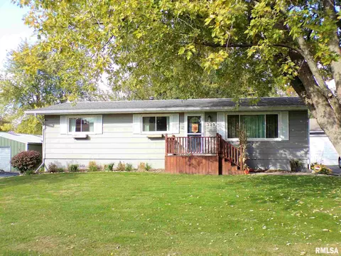 333 E Burch St, Wataga, IL 61488 photo 1