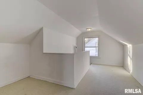 2244 S Spring St, Springfield, IL 62704 photo 15