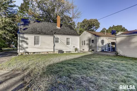 2244 S Spring St, Springfield, IL 62704 photo 18