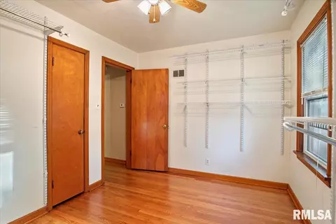 2117 N 6th St, Springfield, IL 62702 photo 14